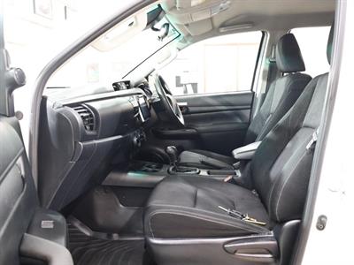 2019 Toyota HILUX - Thumbnail