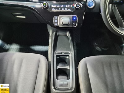2021 Toyota Aqua - Thumbnail