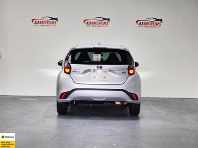 2021 Toyota Aqua - Thumbnail