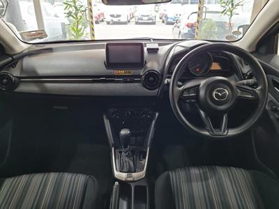 2017 Mazda Demio - Thumbnail