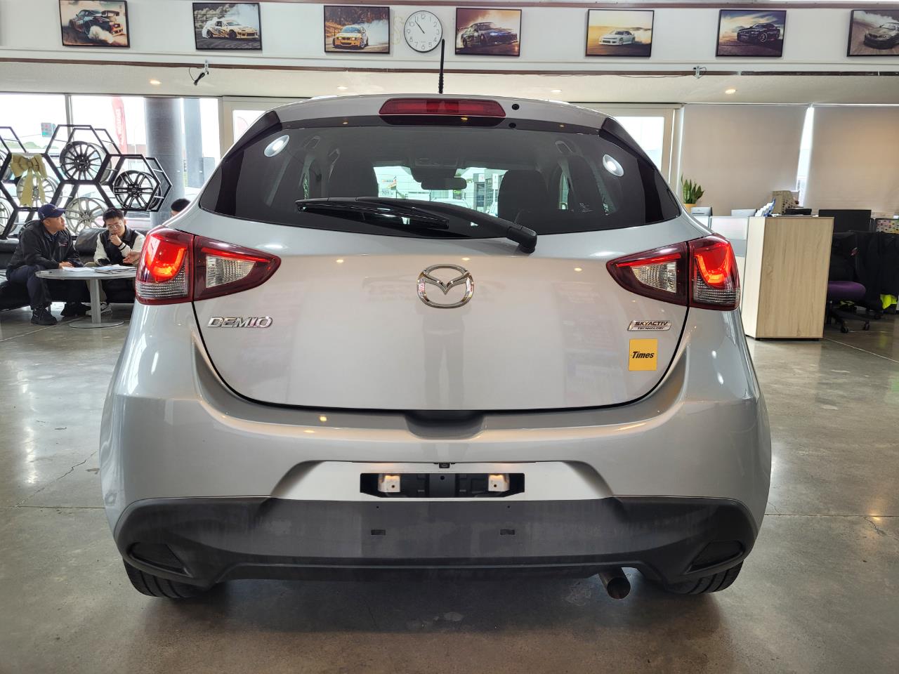 2017 Mazda Demio