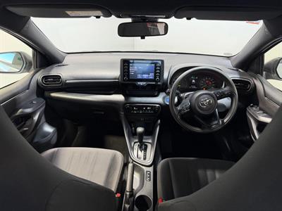 2021 Toyota Yaris - Thumbnail