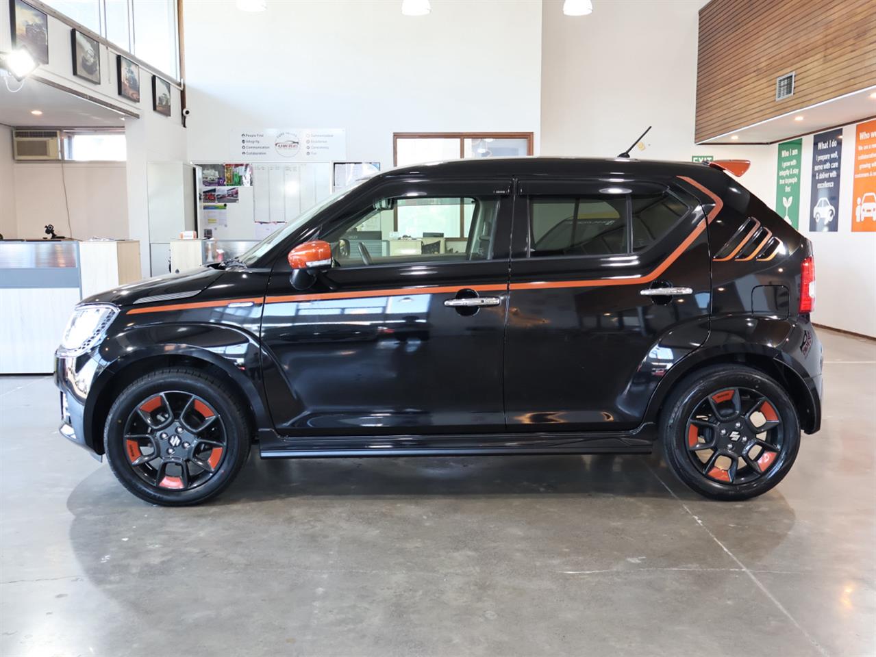 2016 Suzuki Ignis
