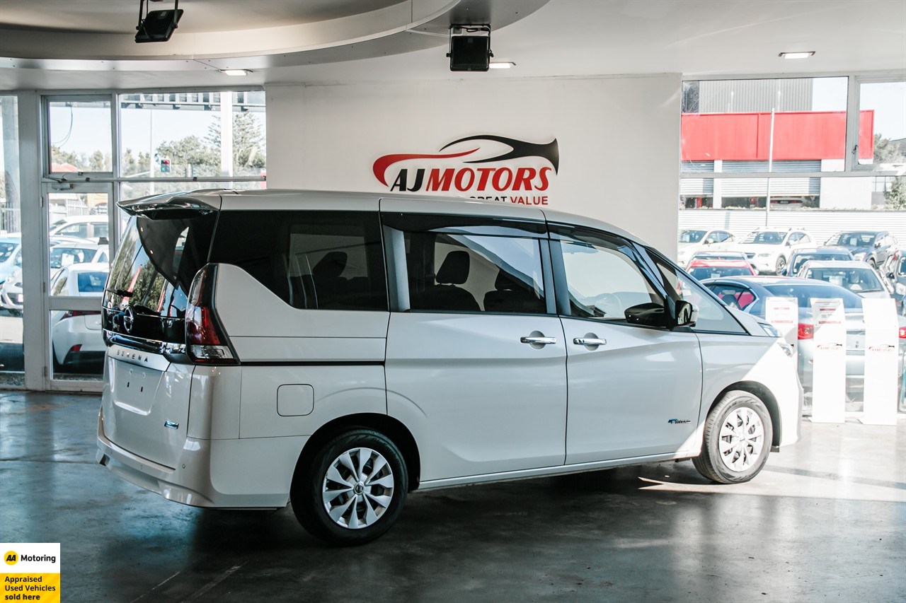 2018 Nissan Serena