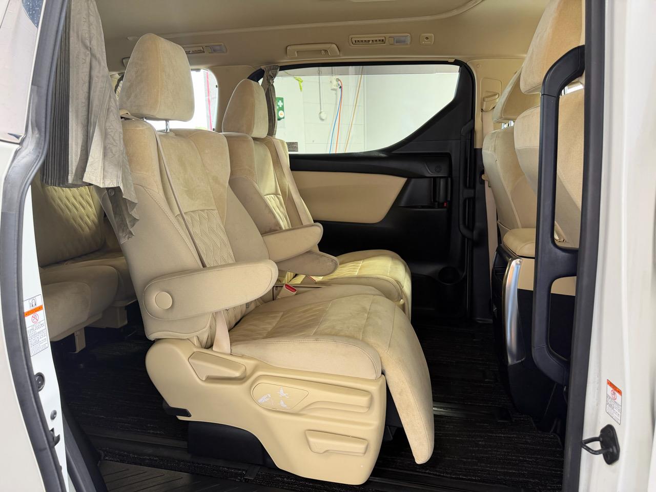2018 Toyota Vellfire