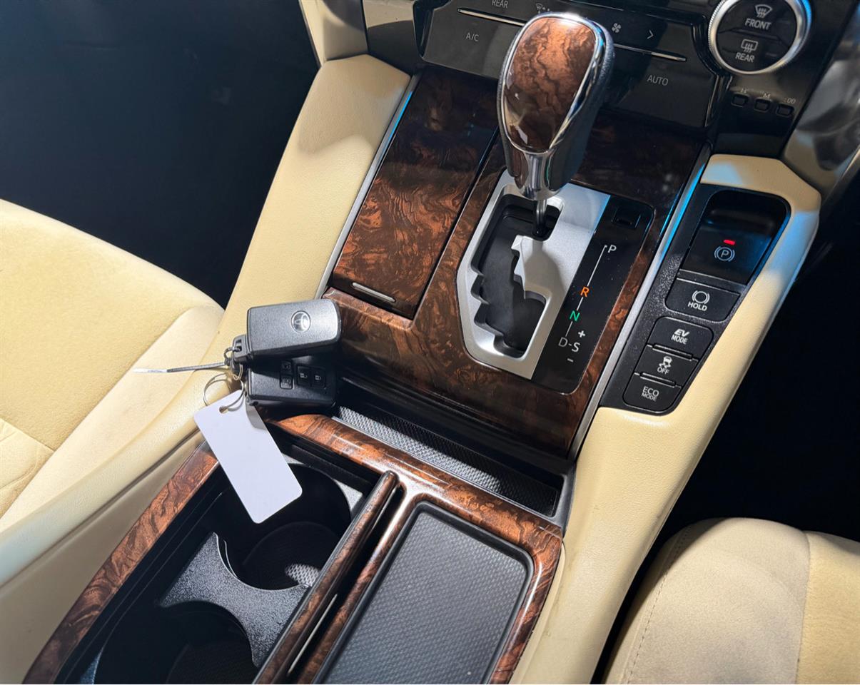 2018 Toyota Vellfire