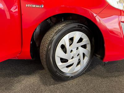 2016 Toyota Aqua - Thumbnail