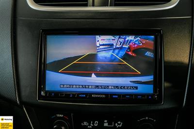 2013 Suzuki Swift - Thumbnail