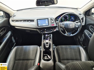 2014 Honda Vezel - Thumbnail