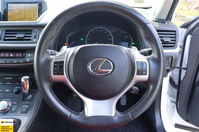 2012 Lexus CT 200h - Thumbnail
