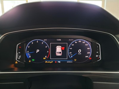 2021 Volkswagen Tiguan - Thumbnail