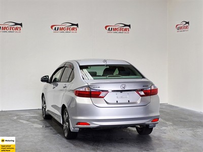 2015 Honda GRACE - Thumbnail