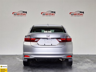 2015 Honda GRACE - Thumbnail