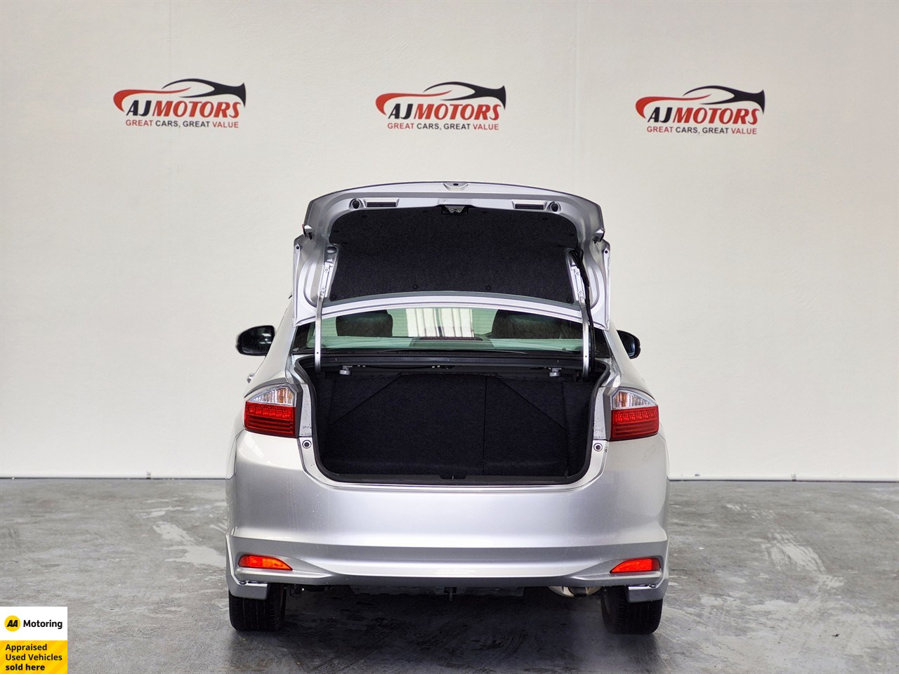 2015 Honda GRACE