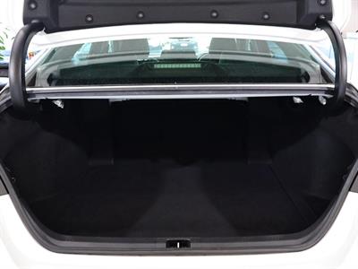 2017 Toyota Camry - Thumbnail