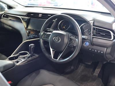 2017 Toyota Camry - Thumbnail