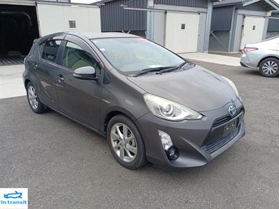 2015 Toyota Aqua - Thumbnail