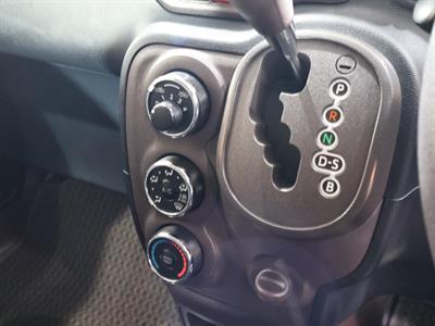 2014 Toyota Spade - Thumbnail