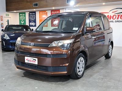 2014 Toyota Spade - Thumbnail