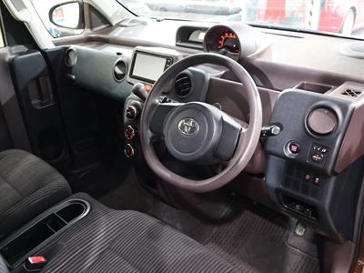 2014 Toyota Spade - Thumbnail