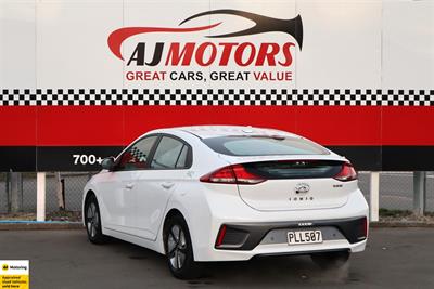 2022 Hyundai IONIQ - Thumbnail