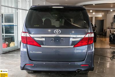 2013 Toyota Alphard - Thumbnail