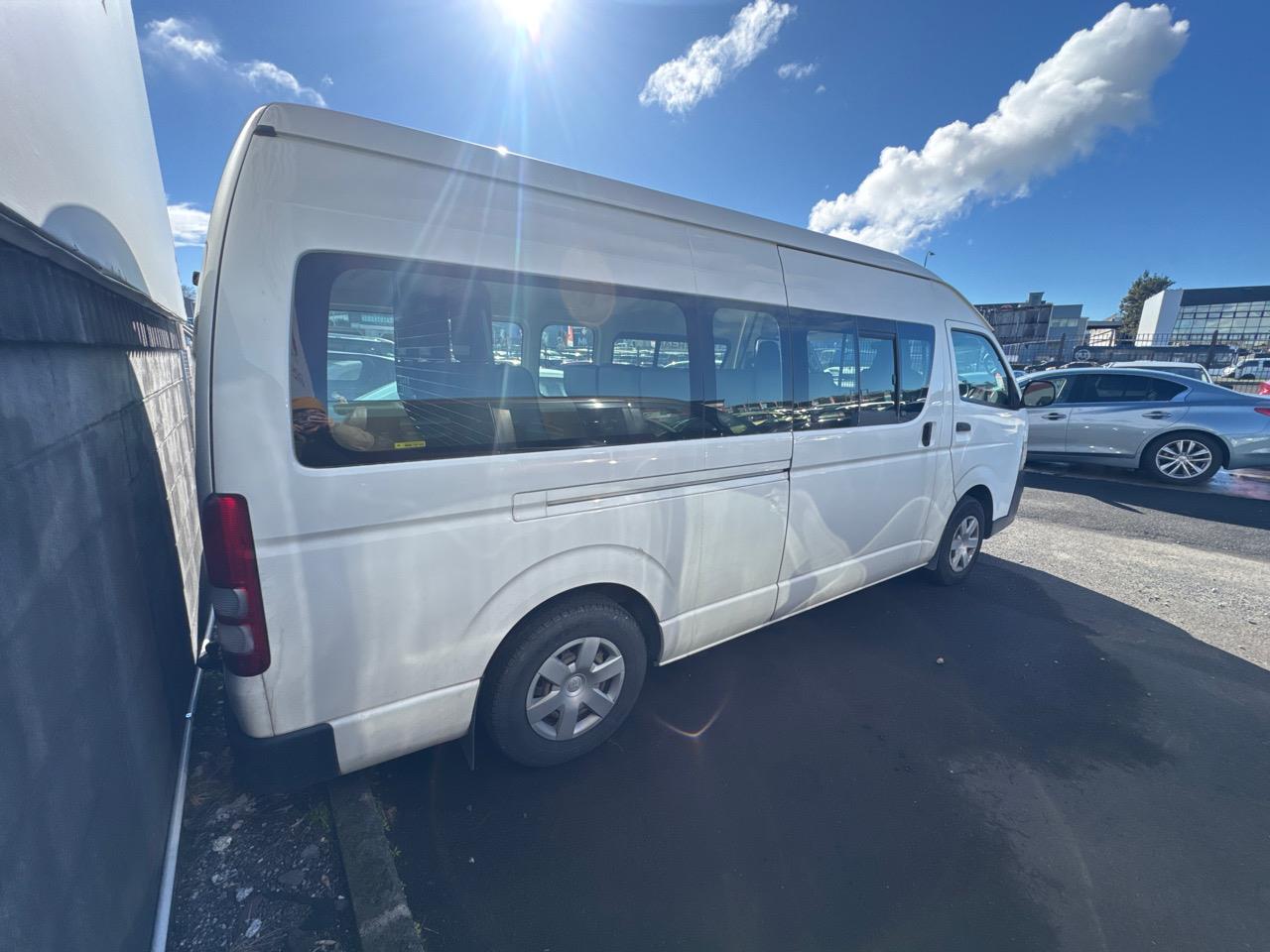 0 Toyota Hiace