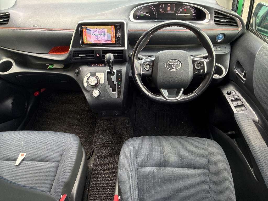 2015 Toyota Sienta