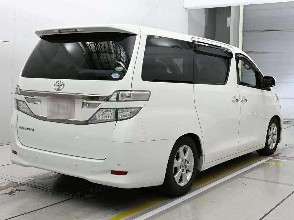 2013 Toyota Vellfire