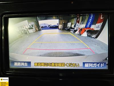 2019 Toyota Prius - Thumbnail