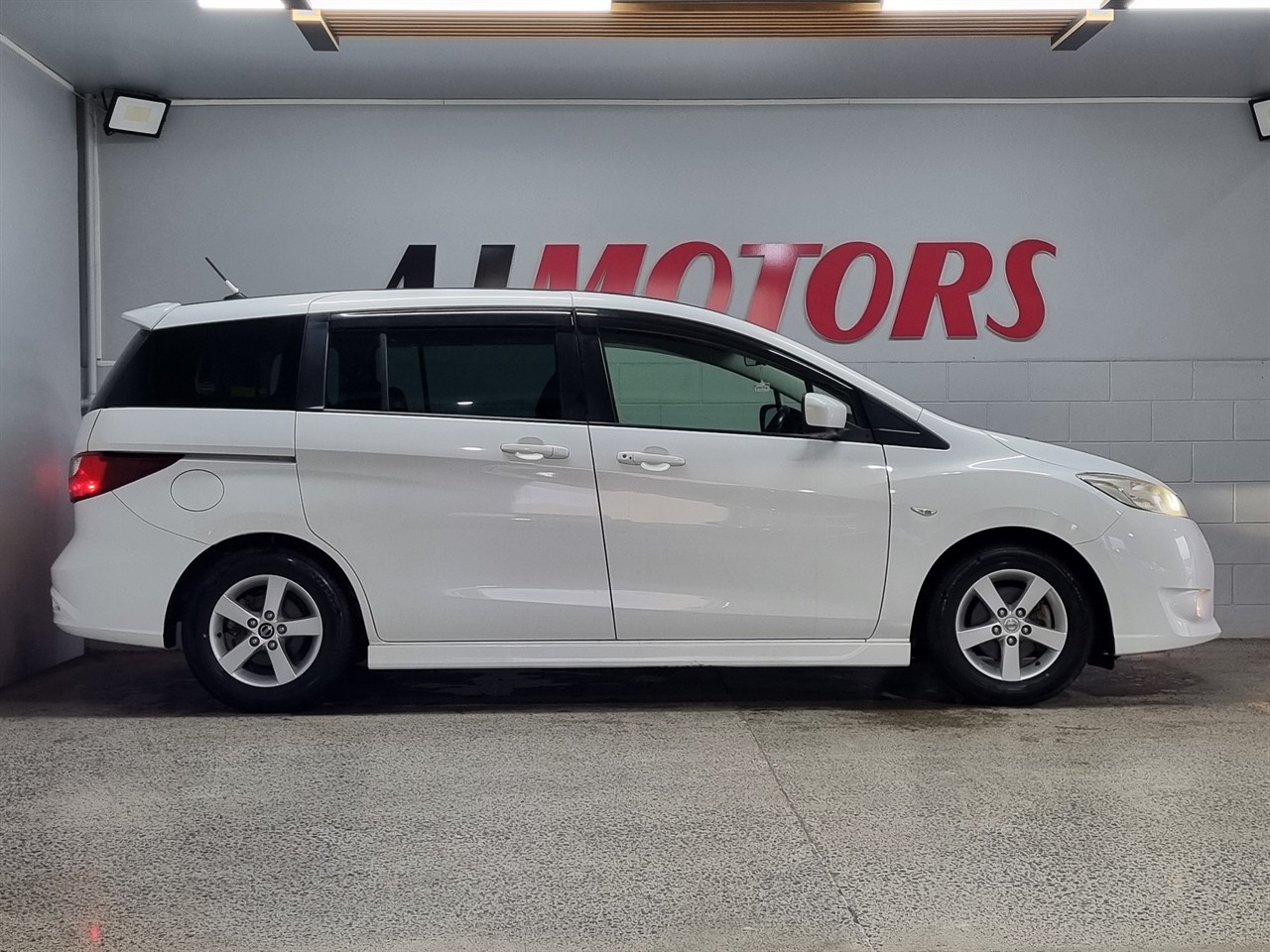 2013 Nissan Lafesta