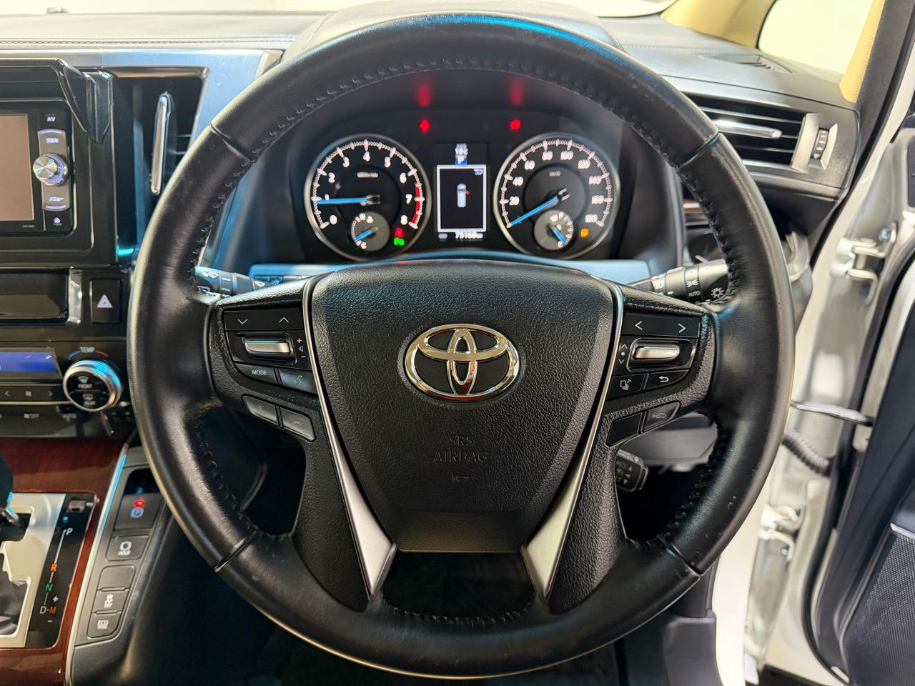 2016 Toyota Alphard
