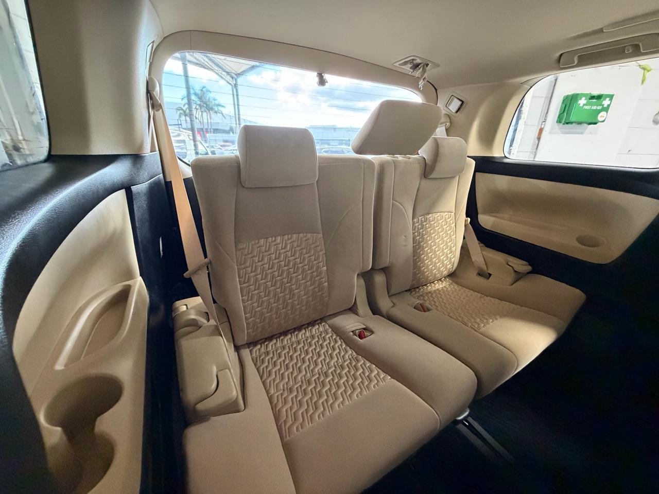 2016 Toyota Alphard