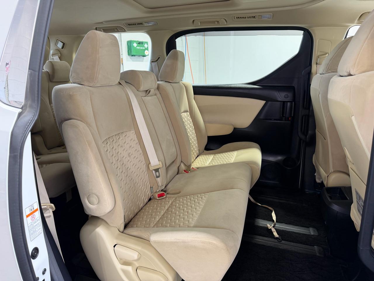 2016 Toyota Alphard
