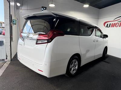 2016 Toyota Alphard - Thumbnail
