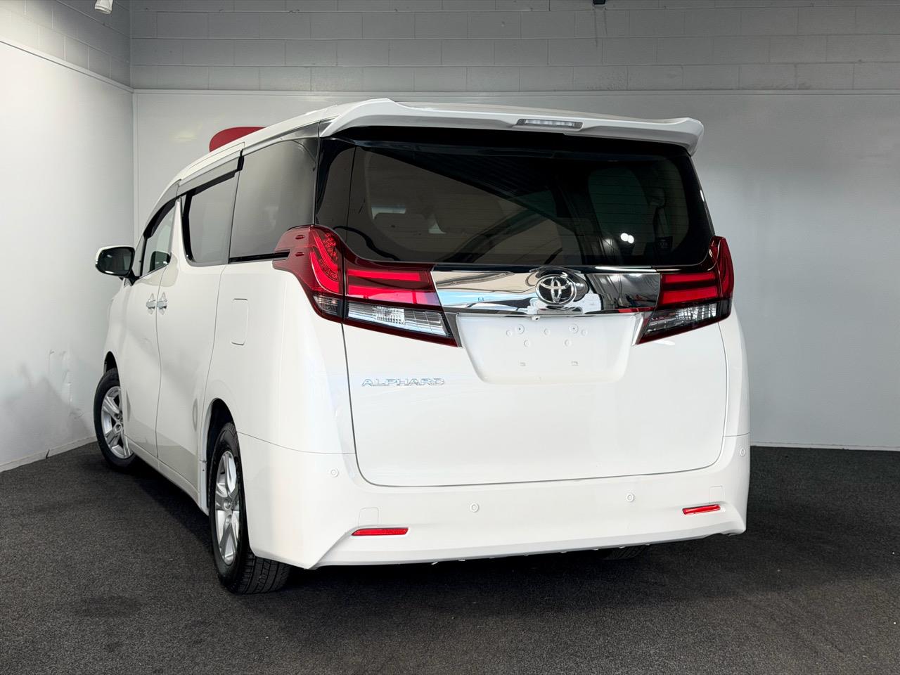 2016 Toyota Alphard