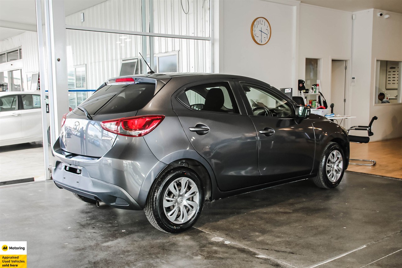 2016 Mazda Demio