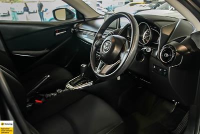 2016 Mazda Demio - Thumbnail