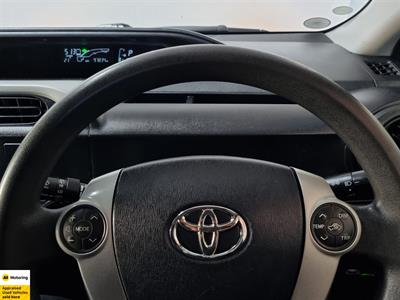 2014 Toyota Aqua - Thumbnail