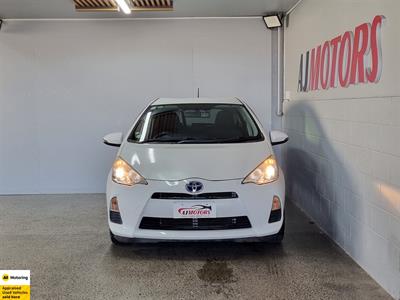 2014 Toyota Aqua - Thumbnail