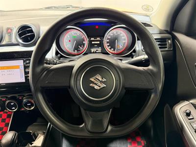 2017 Suzuki Swift - Thumbnail