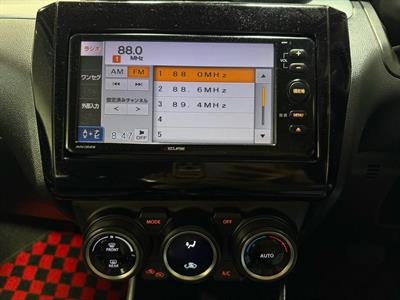2017 Suzuki Swift - Thumbnail