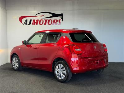 2017 Suzuki Swift - Thumbnail