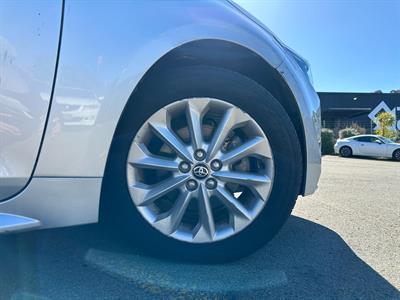 2021 Toyota Corolla - Thumbnail