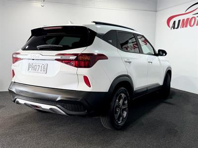 2022 Kia Seltos - Thumbnail