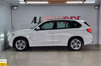 2017 BMW X5 - Thumbnail