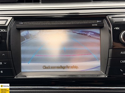 2017 Toyota Corolla - Thumbnail