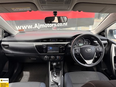 2017 Toyota Corolla - Thumbnail