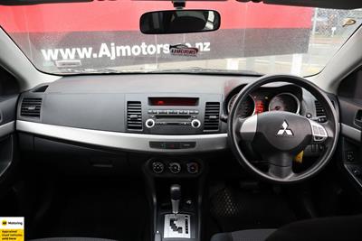 2009 Mitsubishi Lancer - Thumbnail