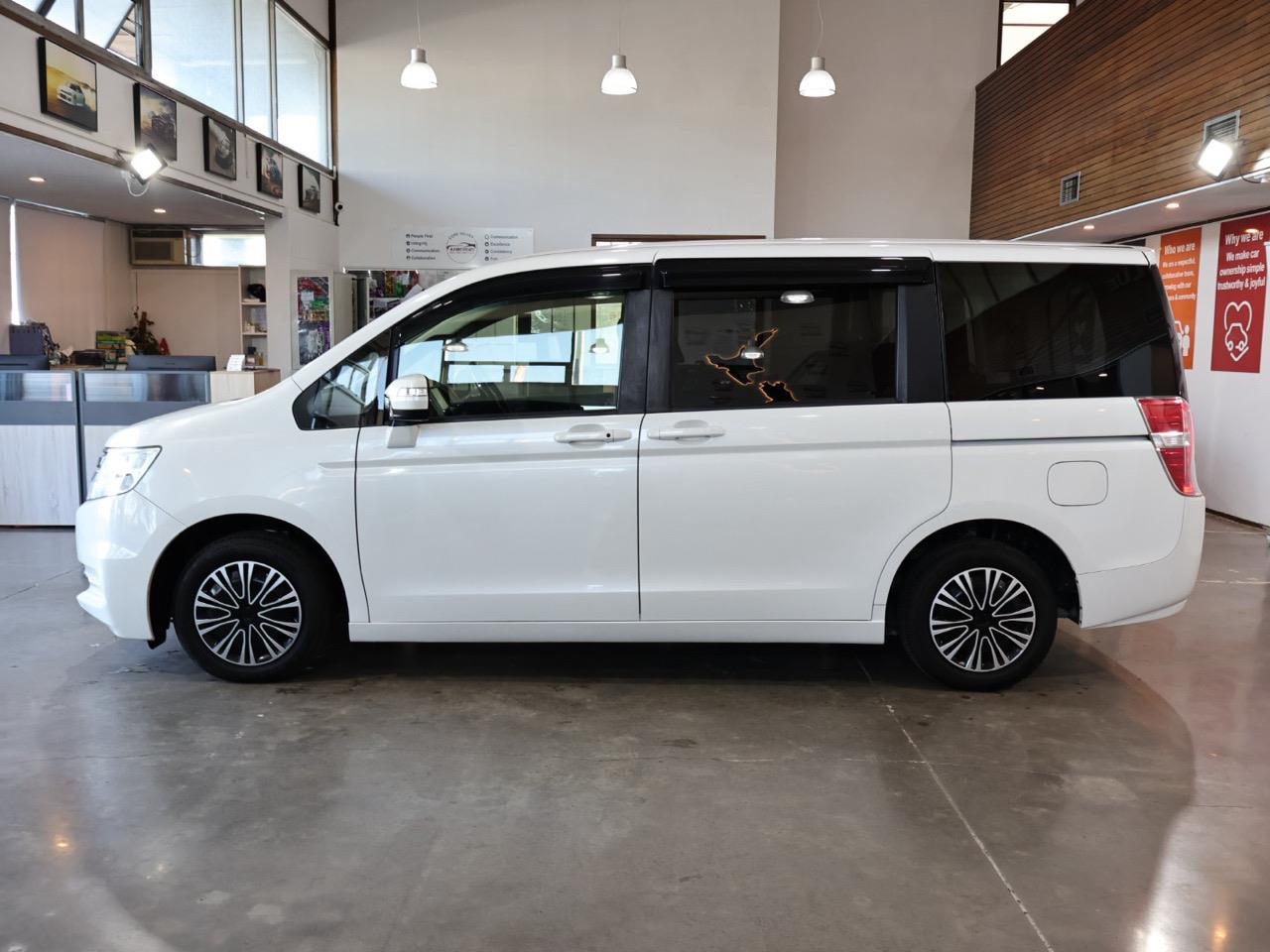 2014 Honda STEPWAGON